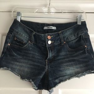 Refuge Cutoff Jean Shorts